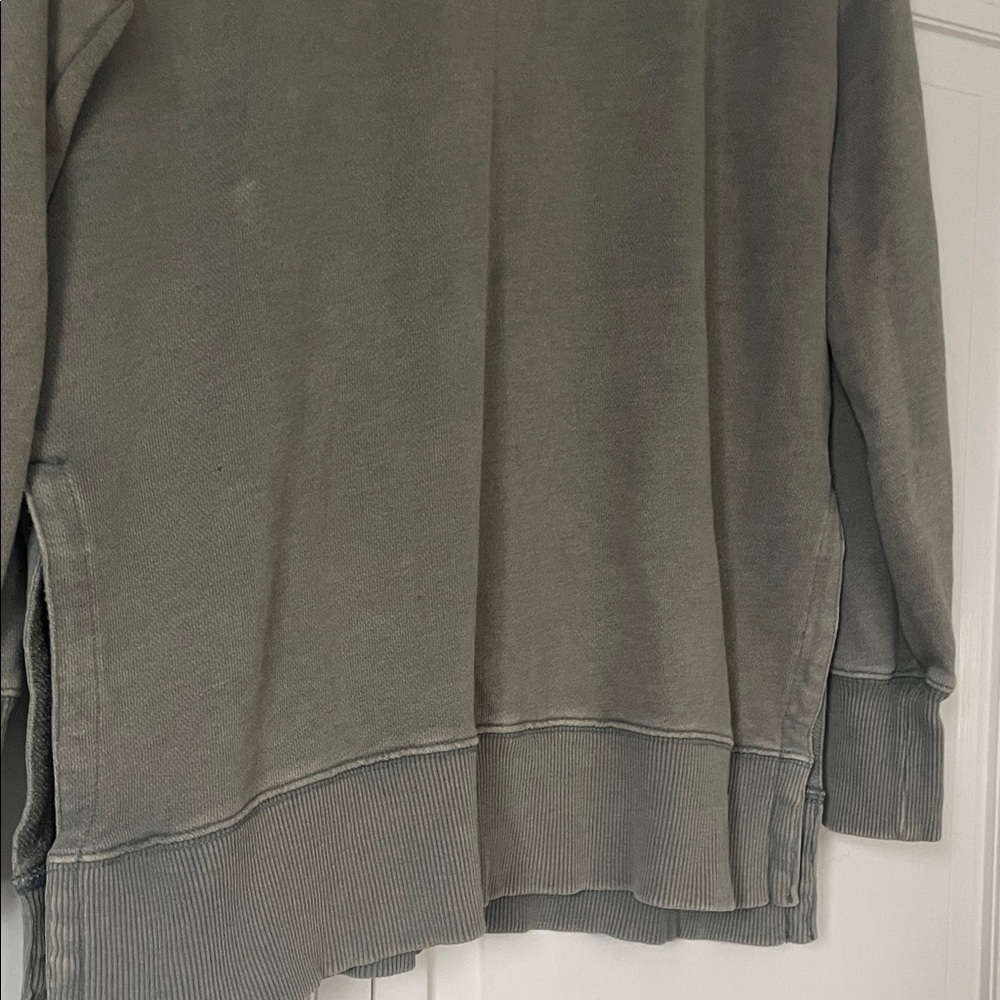 Aerie‎ Women’s Sage Crewneck Sweater - Picture 8 of 12